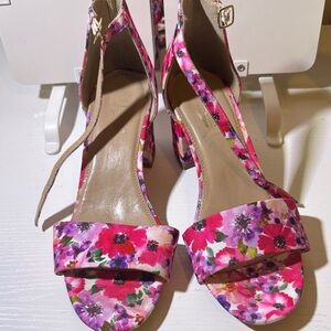 Serra Floral Multicolor Heels